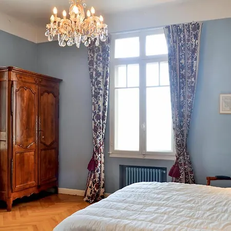 Sleeps 10 Pool Wifi Йер